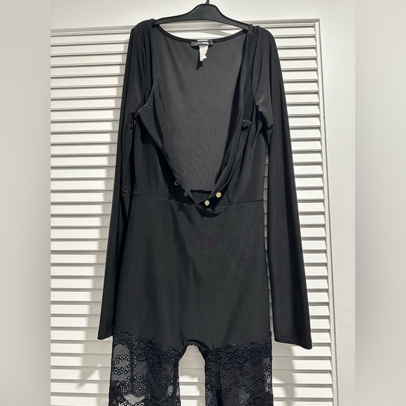 Fashion nova romper size M - Picture 1 of 2